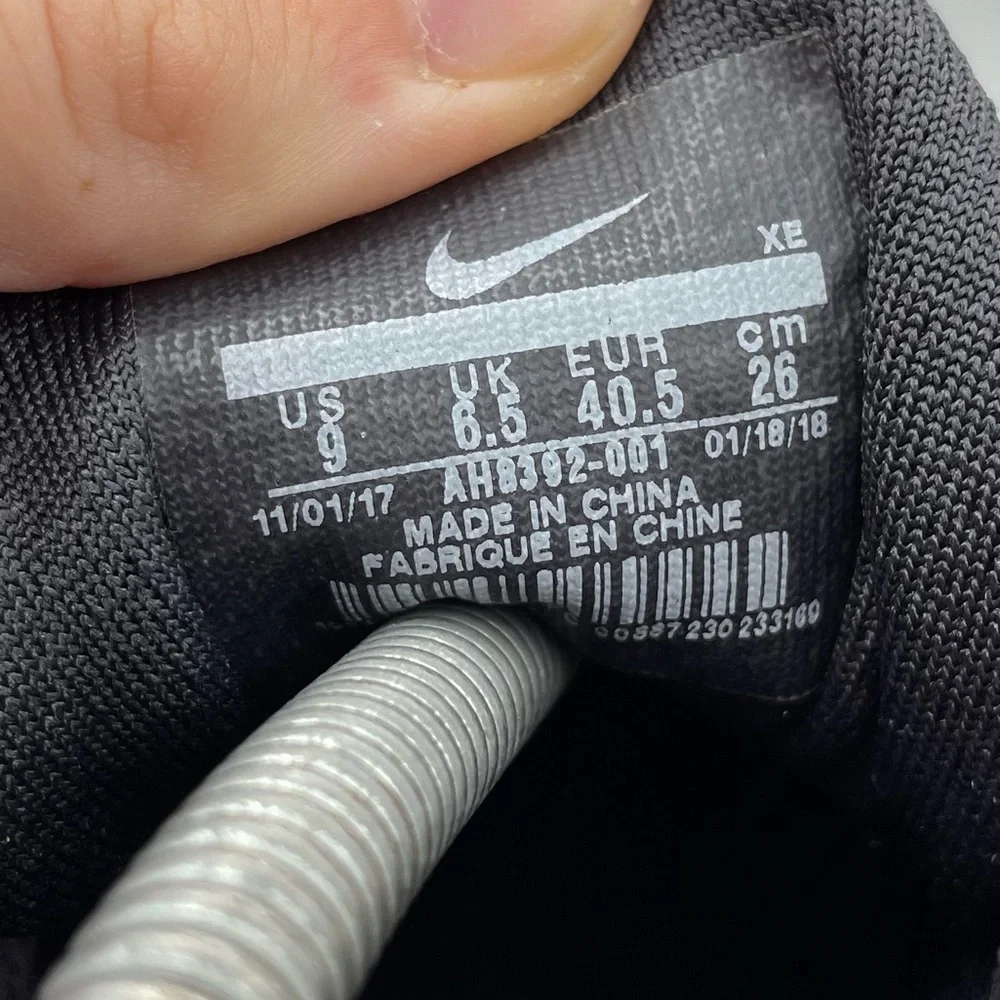 Nike Zoom Pegasus 35 womens gray sneakers size 9